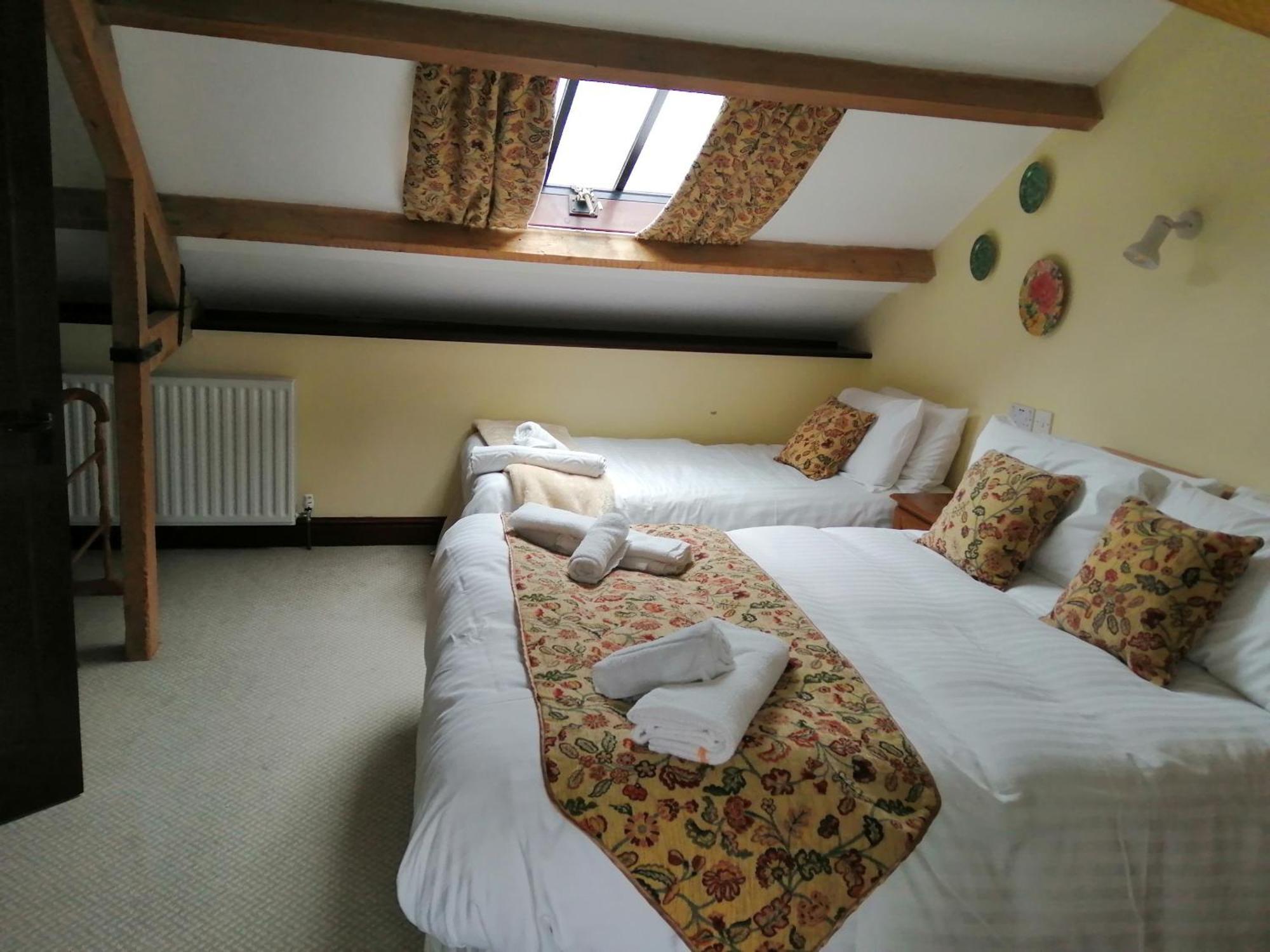 The Old Stables Self Catering Villa ซอลส์บรี ภายนอก รูปภาพ