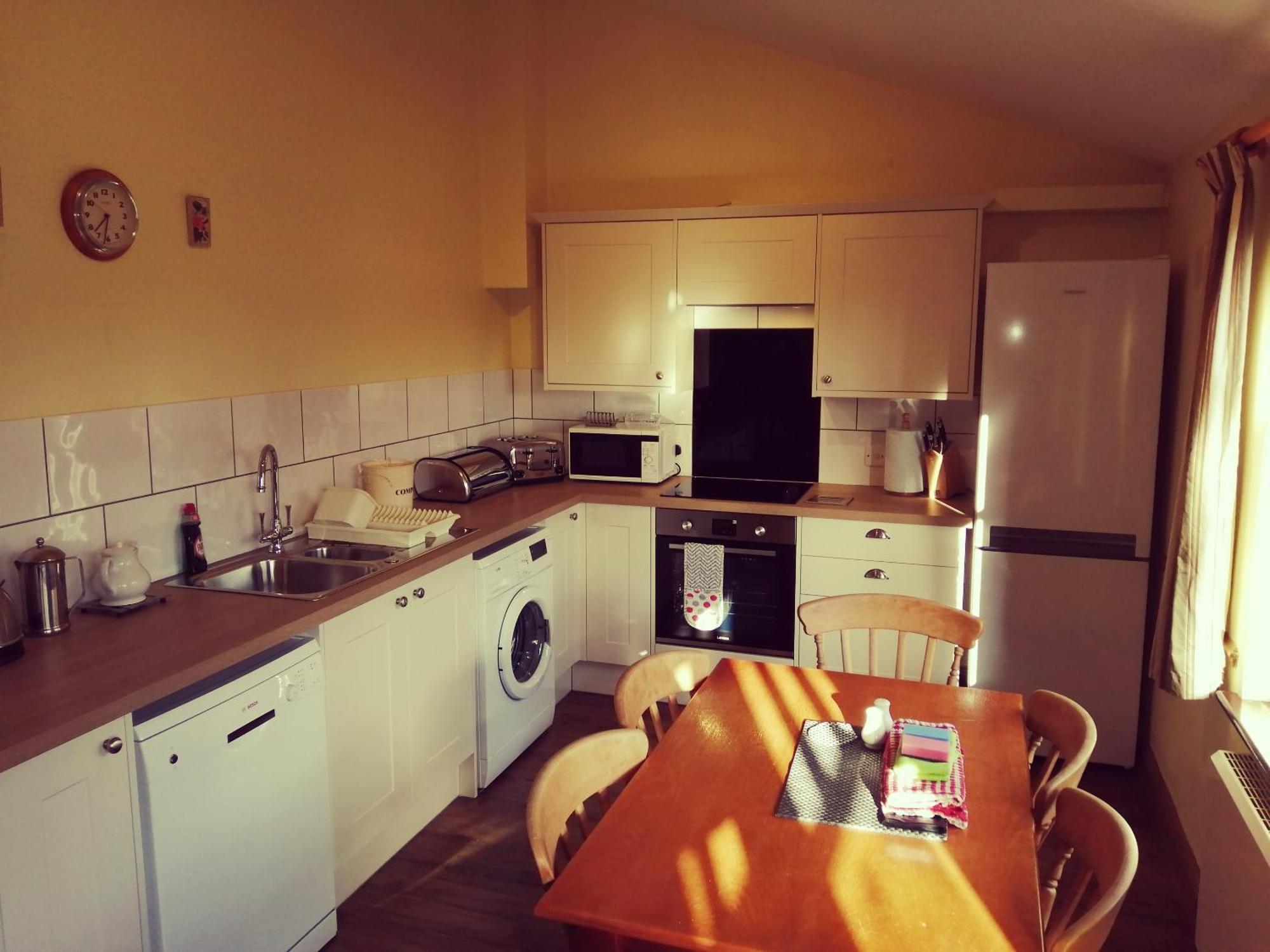 The Old Stables Self Catering Villa ซอลส์บรี ภายนอก รูปภาพ