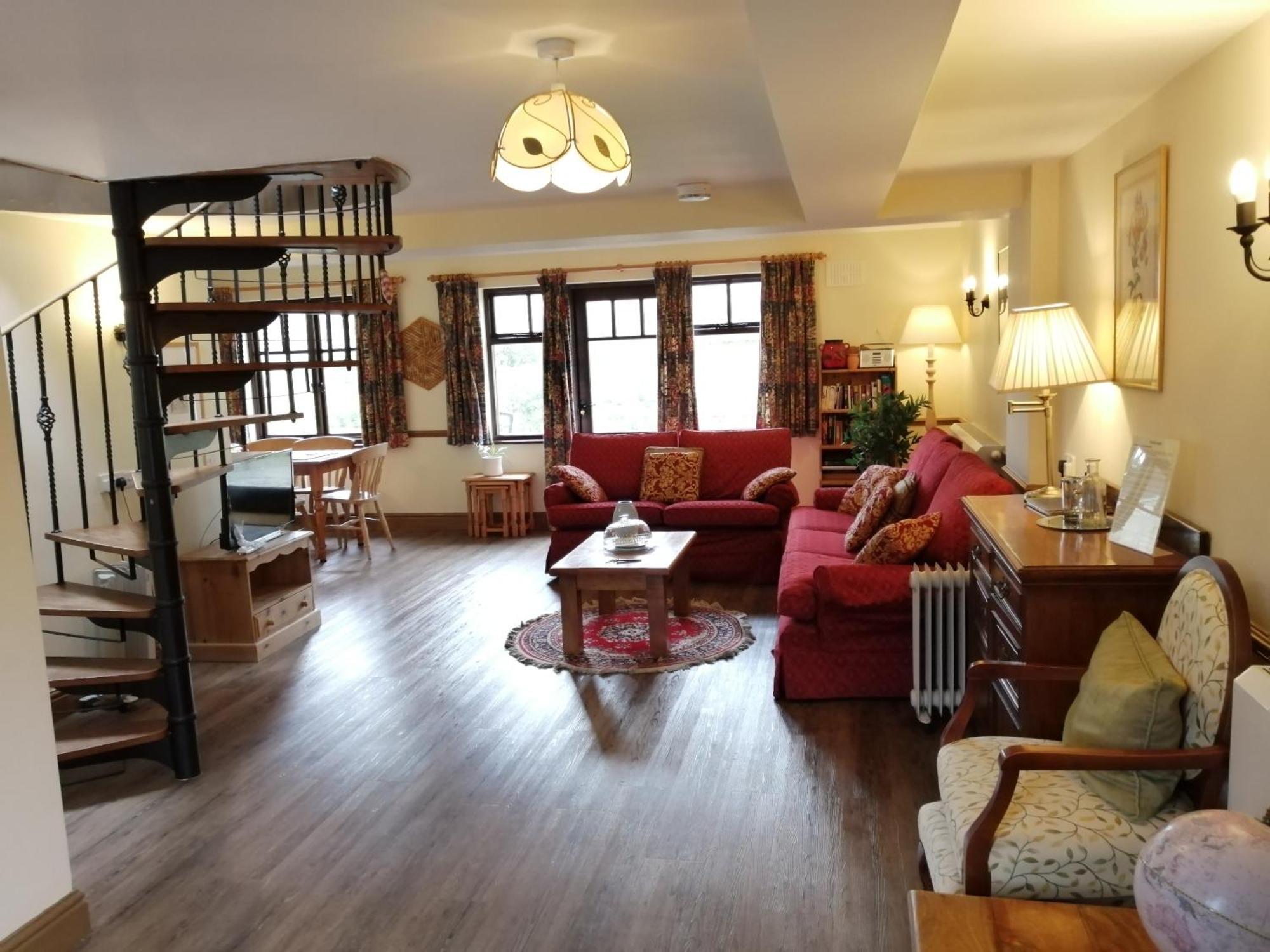 The Old Stables Self Catering Villa ซอลส์บรี ภายนอก รูปภาพ